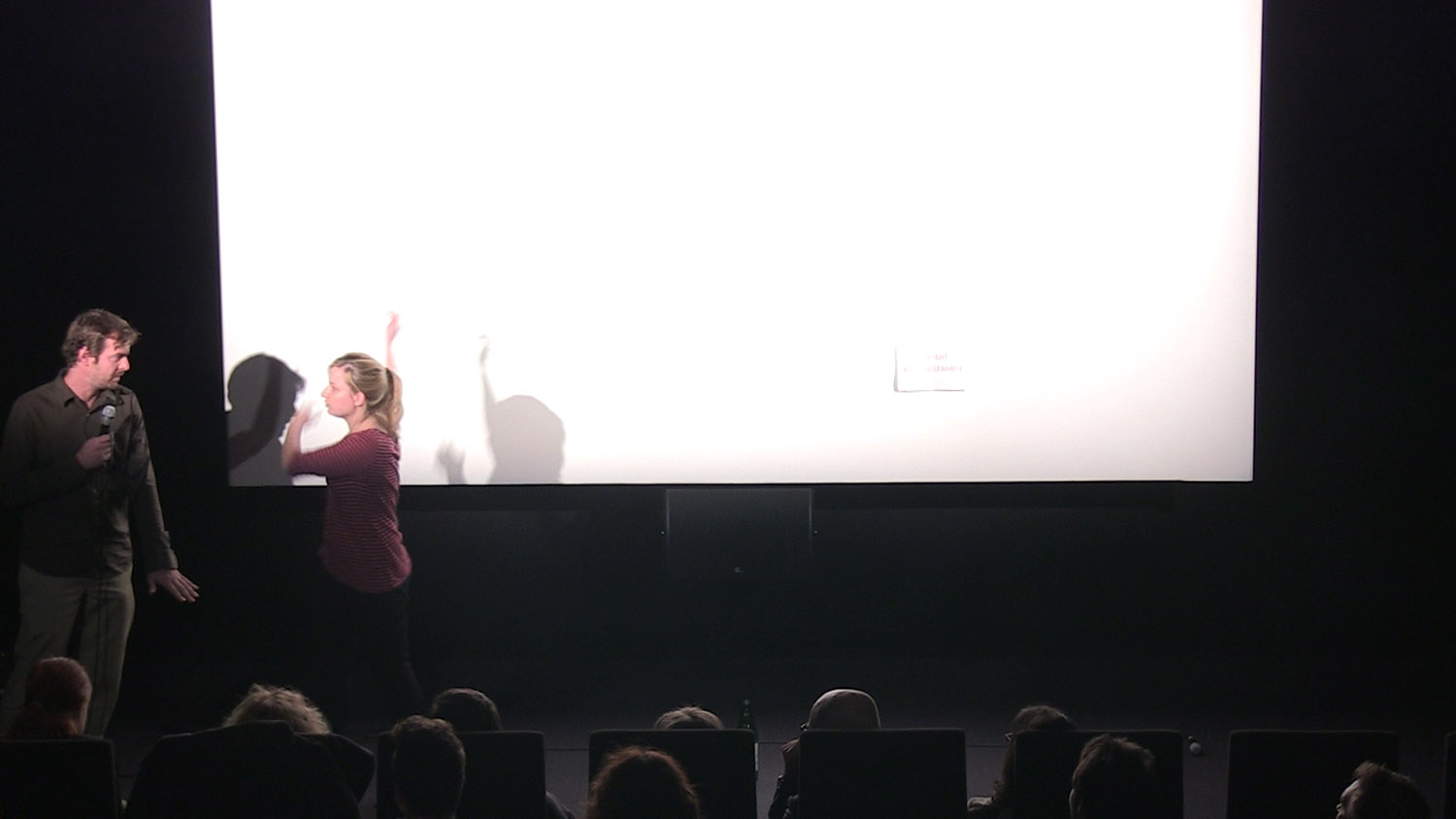Air Drawing Contest, 2013. Performance, stills from the video documentation, mumok, Vienna.