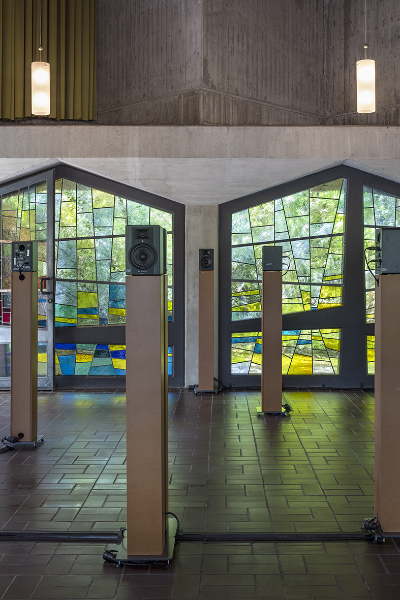 The Pavilion, 2019. Sound installation. 23 loudspeakers on 23 plinths. Variable dimensions. Ruhr Ding: Territories, Urbane Künste Ruhr, Bochum. Photo: Henning Rogge. Courtesy of Urbane Künste Ruhr
