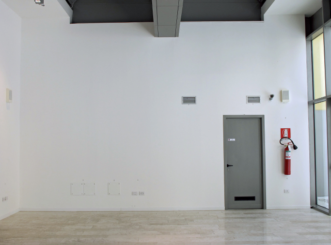 Nineteen Problems, Nineteen Paintings, 2013. Installation, 19 paintings from the collection of Casa Cavazzini installed in the project space of the museum, hiding disruptive elements in its architecture. Installation view, detail.